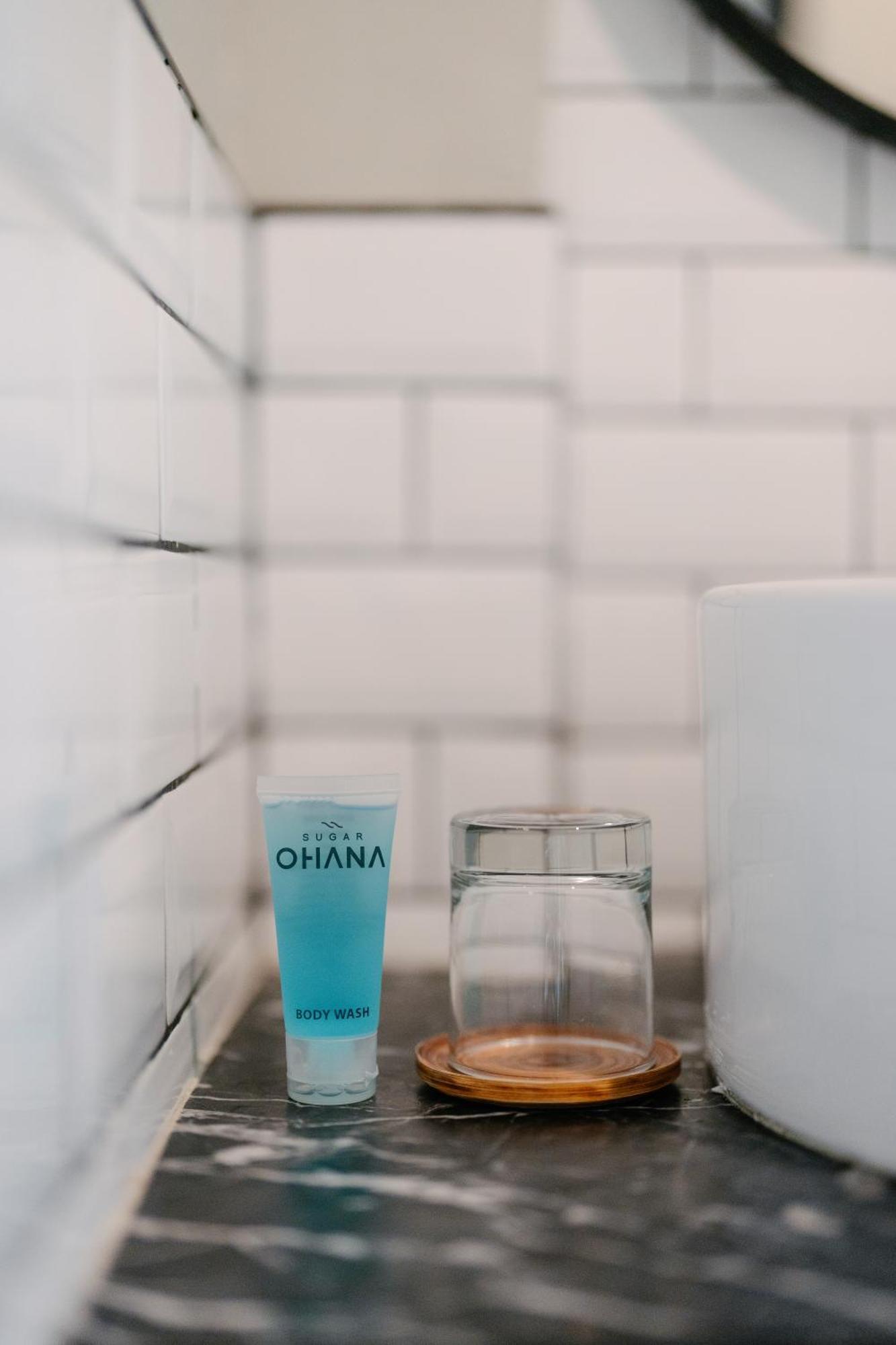 Sugar Ohana Poshtel شاطئ كاتا المظهر الخارجي الصورة